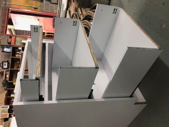 Picture of Metal drawer set